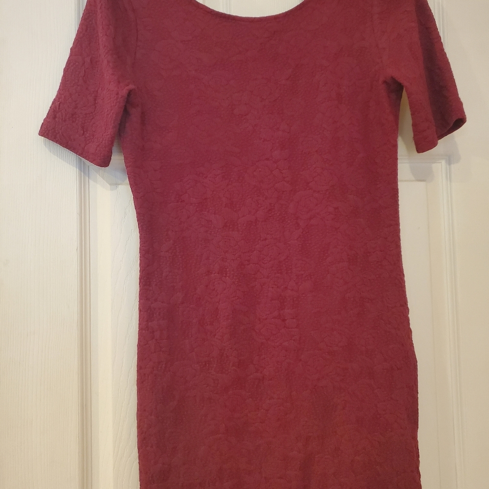 H&M maroon rose imprinted cocktail dress